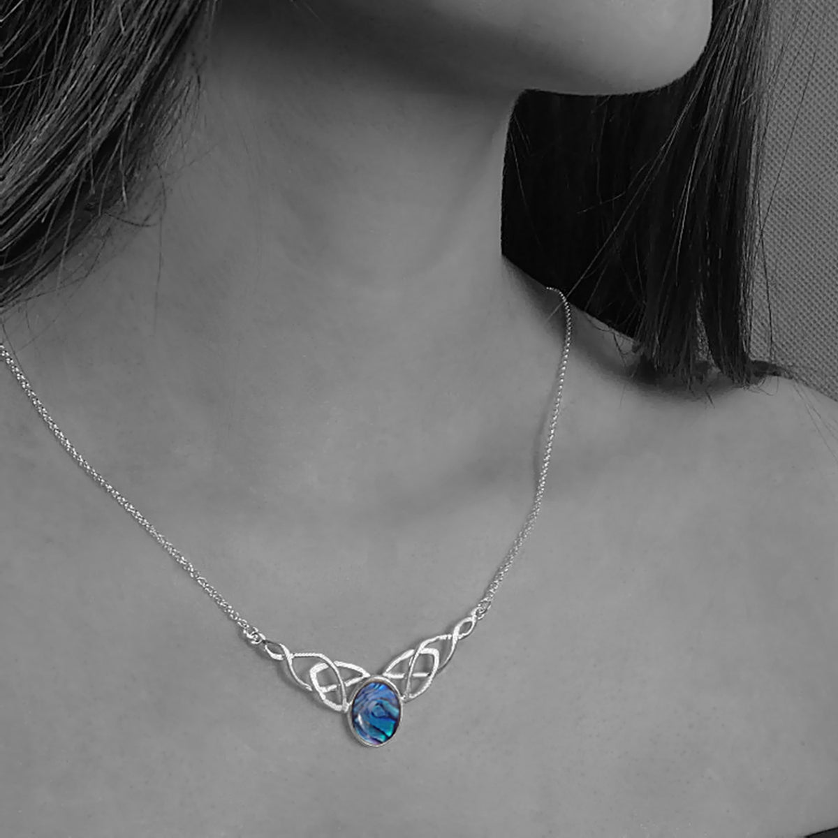 ladies unique necklace blue paua
