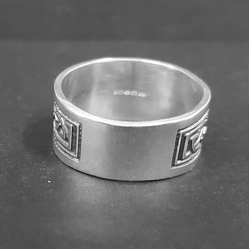 Silver ring hot sale gents design